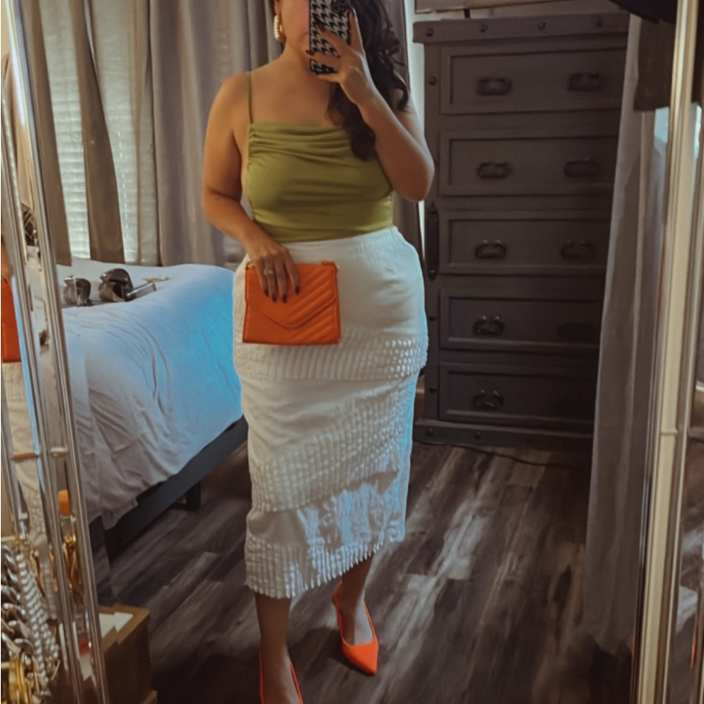 Elegant White Skirt